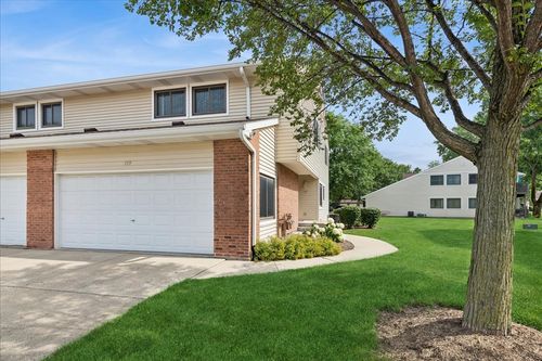 24-172 Morningside Ln W, Buffalo Grove, IL, 60089-1578 | Card Image
