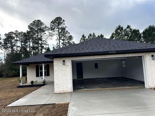 8105 Exchange Street, Gautier, MS, 39553 | Card Image