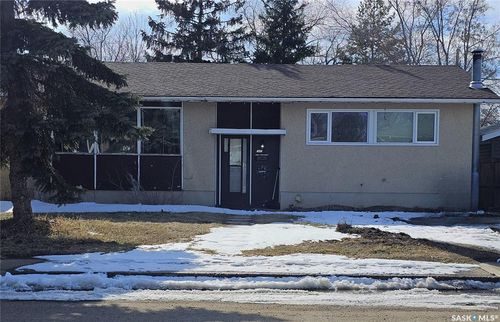 1641 103rd Street, North Battleford, SK, S9A1L6 | Card Image