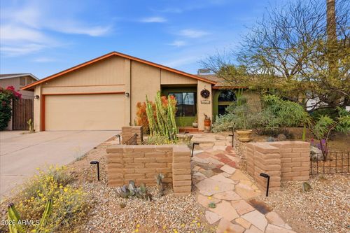 4634 E La Puente Ave, Phoenix, AZ, 85044-1425 | Card Image
