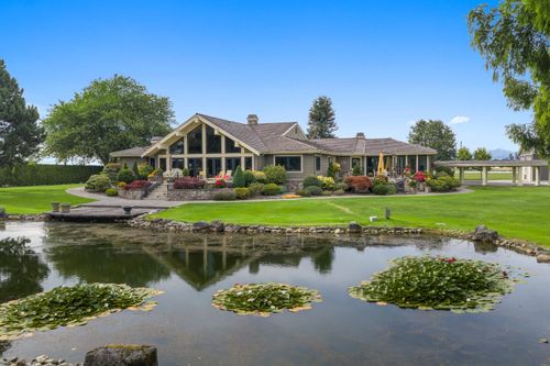 2750 52 St, Delta, BC, V4M4G8 | Card Image