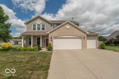 8104 Oriole Point Dr, Avon, IN, 46123-6980 | Card Image