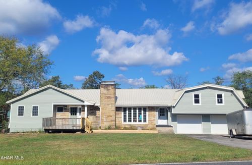 1723 Reservoir Rd, Hollidaysburg, PA, 16648-3583 | Card Image