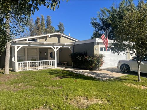 29457 Greengrass Ct, Agoura Hills, CA, 91301-1529 | Card Image