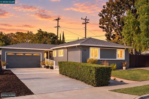 1651 Glazier Dr, Concord, CA, 94521-1824 | Card Image