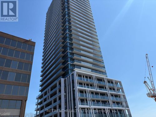 512-29 Green Trail Crt, North York, ON, M2K0J9 | Card Image