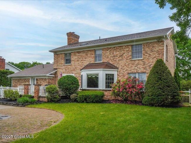 3077 New Williamsburg Dr, House other with 4 bedrooms, 4 bathrooms and 6 parking in Schenectady NY | Image 47