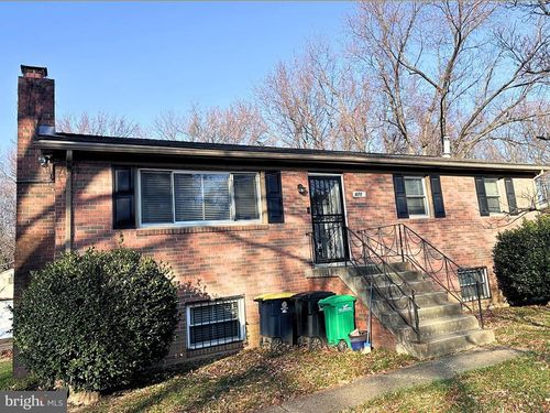 6710 Mckeldin Dr, Suitland, MD, 20746-3876 | Card Image