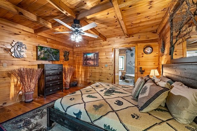 143 Kaely Dr, Home with 3 bedrooms, 3 bathrooms and null parking in Mineral Bluff GA | Image 37