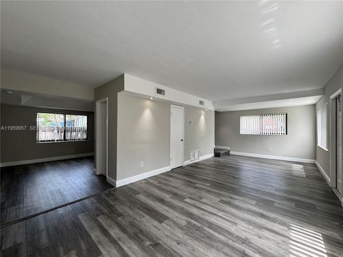 10b-1041 Sw 15th Ave, Fort Lauderdale, FL, 33312 | Card Image