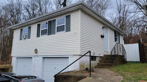 15 Virginia Ave, West Warwick, RI, 02893-5719 | Card Image