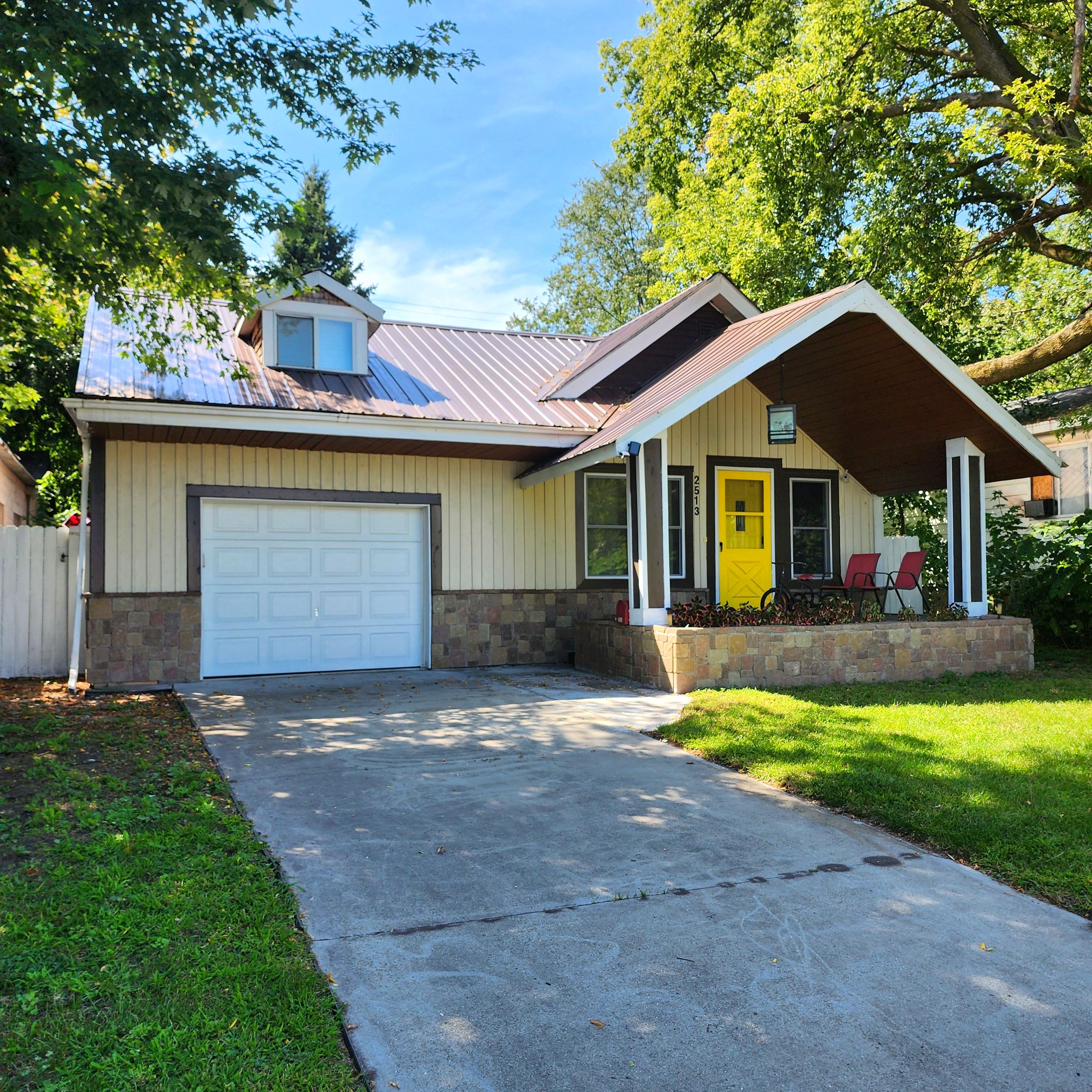 Armour St, Port Huron, MI 48060