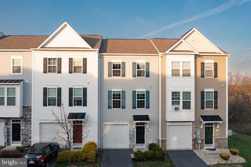 179 Schramm Loop, STEPHENS CITY, VA, 22655-6016 | Card Image