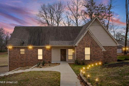 4441 Big Horn Dr N, Nesbit, MS, 38651-9289 | Card Image