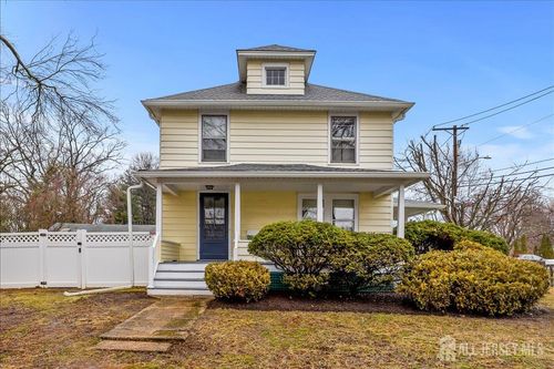 9 Prospect Ave, PLAINSBORO, NJ, 08536-2511 | Card Image