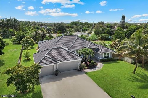27741 S Roslin Pl, BONITA SPRINGS, FL, 34135-5704 | Card Image