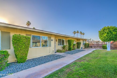 10921 W Santa Fe Dr, Sun City, AZ, 85351-2519 | Card Image