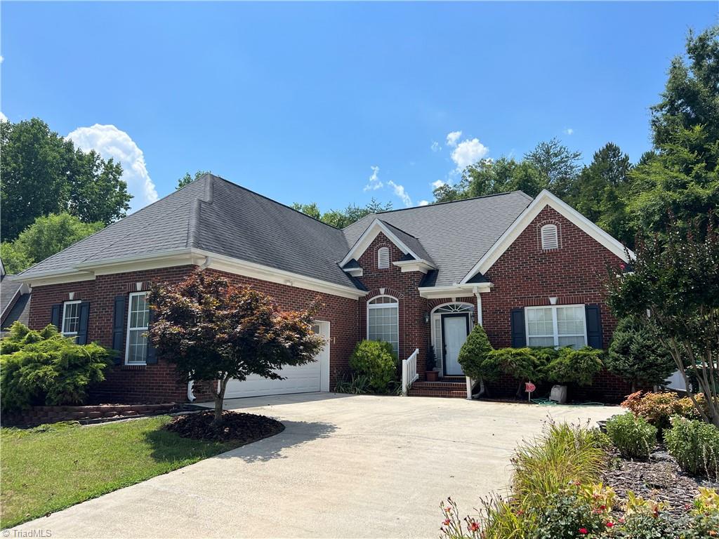 Boyer Dr, Clemmons, NC 27012