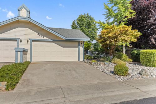 2202 Corral Dr, Auburn, CA, 95603-9026 | Card Image