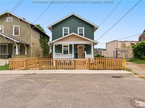 1002 Grant St, Charleston, WV, 25302-1444 | Card Image