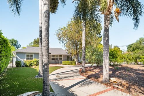 22703 Sylvan St, Woodland Hills, CA, 91367 | Card Image