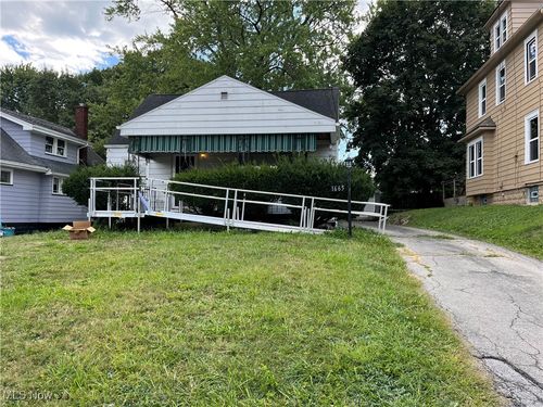 1665 Wakefield Ave, Youngstown, OH, 44514-1062 | Card Image