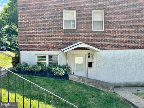 b9-333 Lacey Ave, DOYLESTOWN, PA, 18901-3833 | Card Image