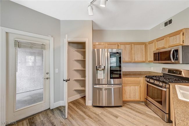 UNIT-1341 - 10001 Peace Way, Condo with 3 bedrooms, 2 bathrooms and null parking in Las Vegas NV | Image 14