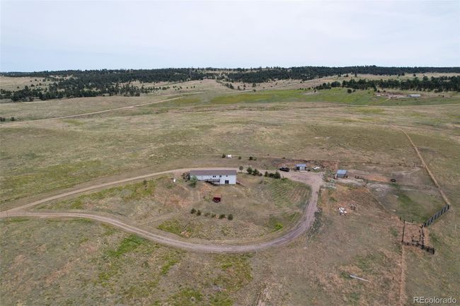 22126 County Road 150, House other with 3 bedrooms, 2 bathrooms and 2 parking in Agate CO | Image 22