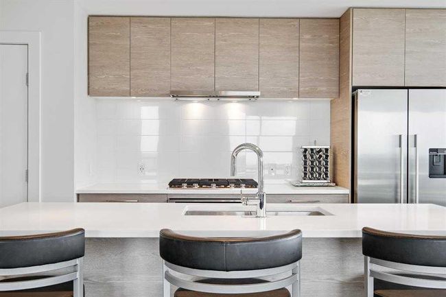804 - 38 9 St Ne, Condo with 2 bedrooms, 2 bathrooms and 1 parking in Calgary AB | Image 8