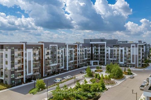 429-128 Grovewood Common, Oakville, ON, L6H0X3 | Card Image