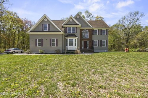 39 Friendship Rd, Cranbury, NJ, 08512-3405 | Card Image