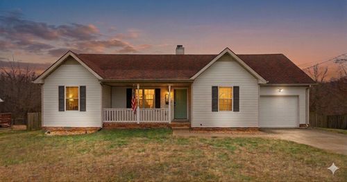 190 Cummings Creek Rd, Clarksville, TN, 37042-7902 | Card Image