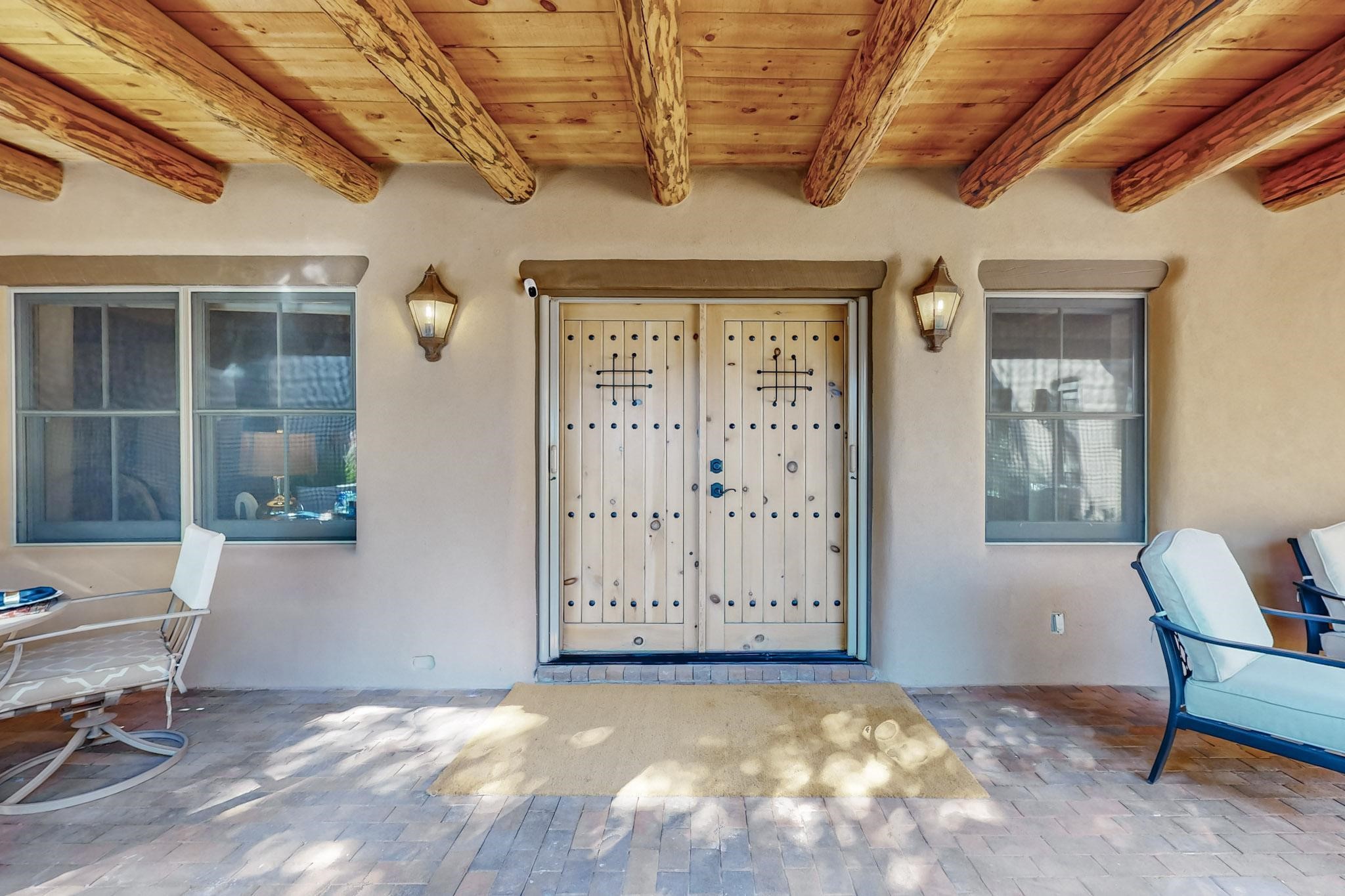 Lucero Rd, Santa Fe, NM 87508