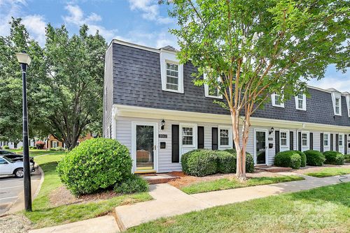 8062 Knights Bridge Rd, Charlotte, NC, 28210-5748 | Card Image