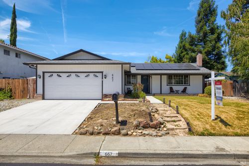 667 Corte Castro None, Vacaville, CA, 95688 | Card Image