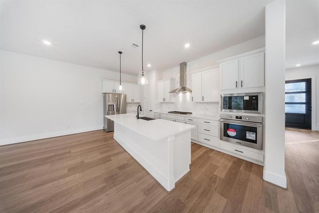 14012 Vista Reserve Pl, House other with 3 bedrooms, 3 bathrooms and 2 parking in Houston TX | Image 6