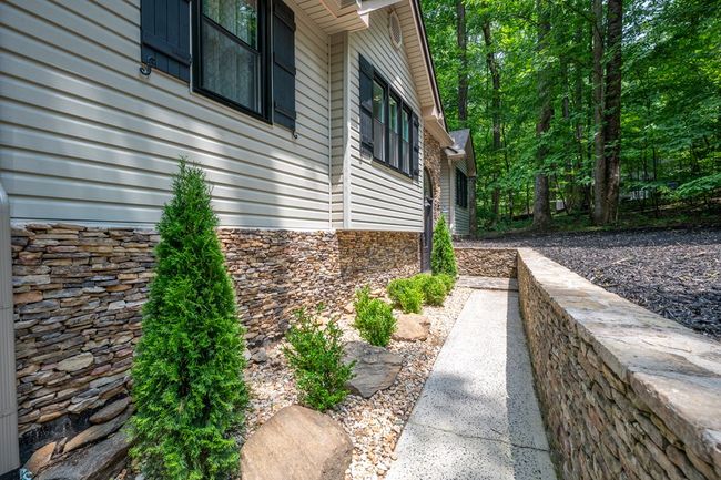 415 Frost Pine Cir, Home with 4 bedrooms, 3 bathrooms and 2 parking in Jasper GA | Image 8