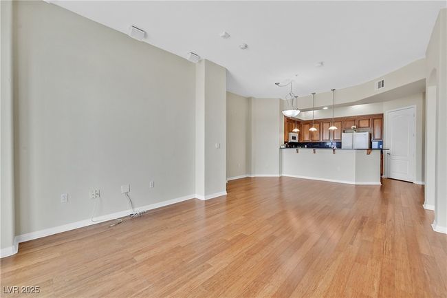 428 - 62 E Serene Ave, Condo with 2 bedrooms, 2 bathrooms and null parking in Las Vegas NV | Image 11