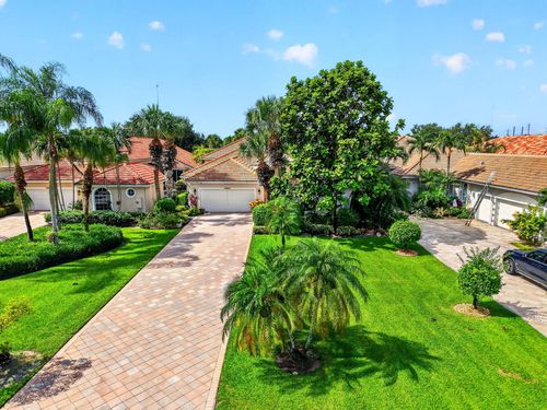 10694 Greenbriar Villa Drive, Lake Worth, FL, 33449 | Card Image