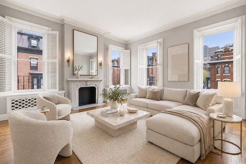 3-274 Clarendon St, Boston, MA, 02116 | Card Image