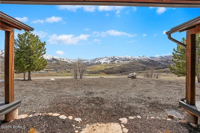 288 W Woods Creek Dr, Home with 5 bedrooms, 4 bathrooms and null parking in Morgan UT | Image 12