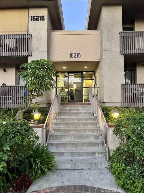 102-15215 Magnolia Blvd, Sherman Oaks, CA, 91423-1618 | Card Image