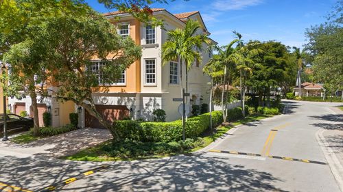 5675 Ne Trieste Way, Boca Raton, FL, 33487-5207 | Card Image