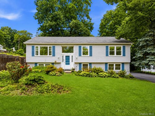 11 Brayton Rd, Carmel, NY, 10512-6028 | Card Image