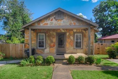 1831 W Mitchell St, Fayetteville, AR, 72701-5433 | Card Image