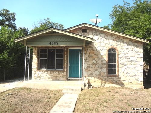 4307 Buena Vista St, San Antonio, TX, 78237-2126 | Card Image