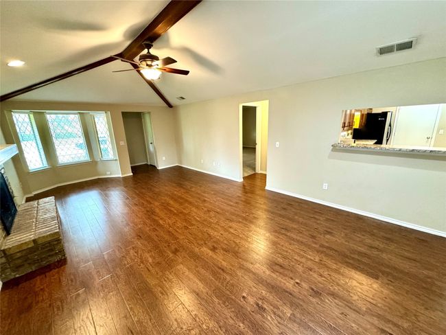 1205 University Dr, Home with 3 bedrooms, 2 bathrooms and null parking in Plano TX | Image 5