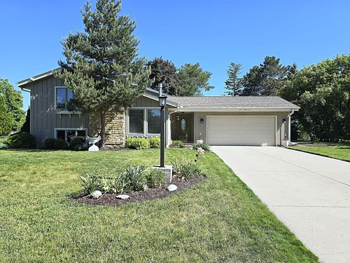 N111W16302 Catskill Ln, Germantown, WI, 53022 | Card Image