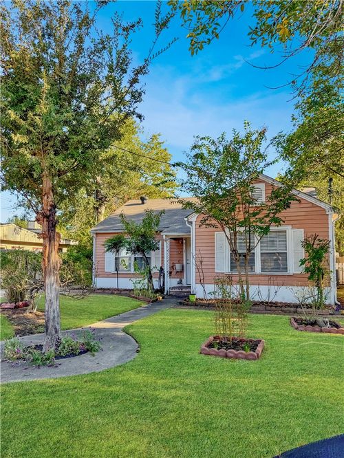 203 Dellwood St, Bryan, TX, 77801-2520 | Card Image